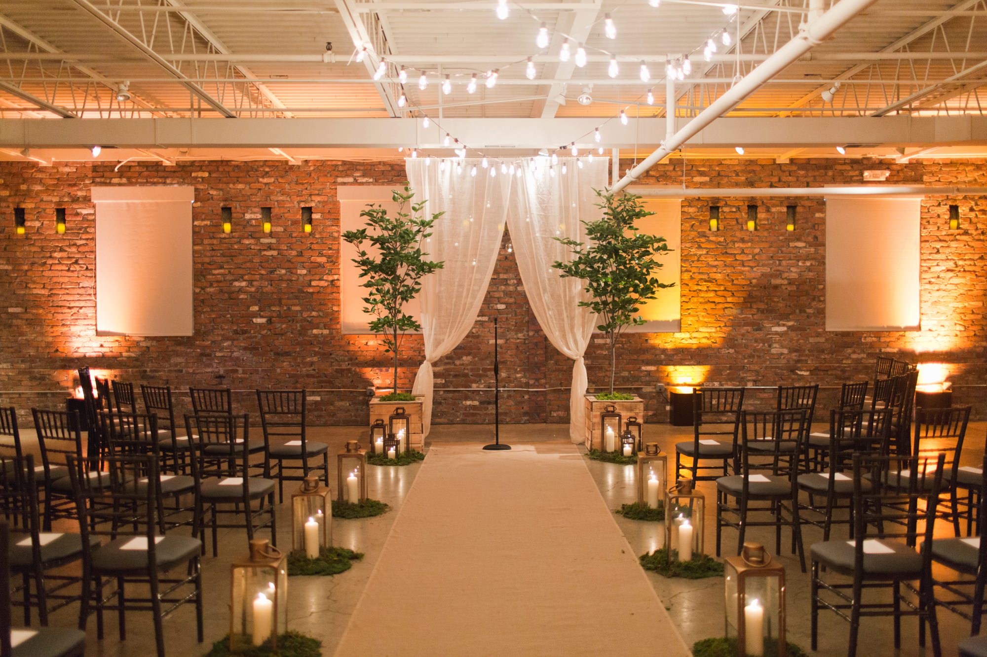 The Loading Dock wedding venue by Daphne and Dean Photography