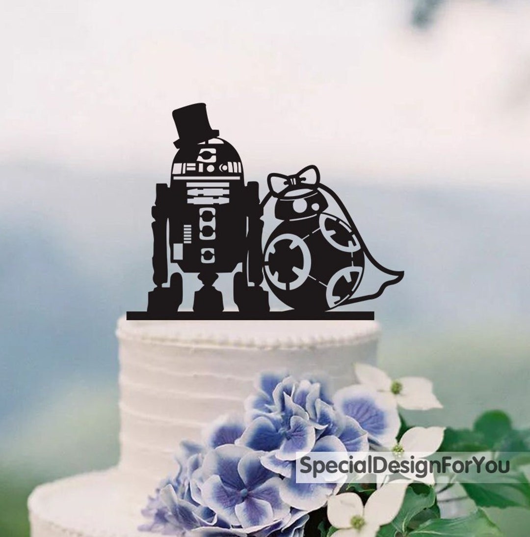 R2D2 and BB8 wedding cake topper